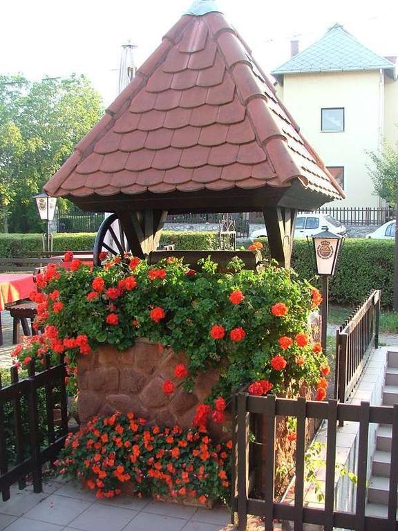 Agas Vendeghaz Hotell Csopak Eksteriør bilde